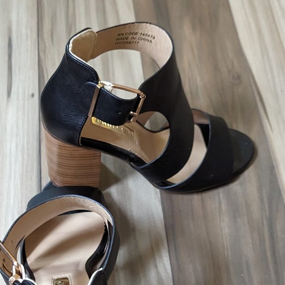 Primark Women's Blocked Heel Sandals Gold Buckle Black Strap 3 1/2” Heel… - Picture 13 of 14